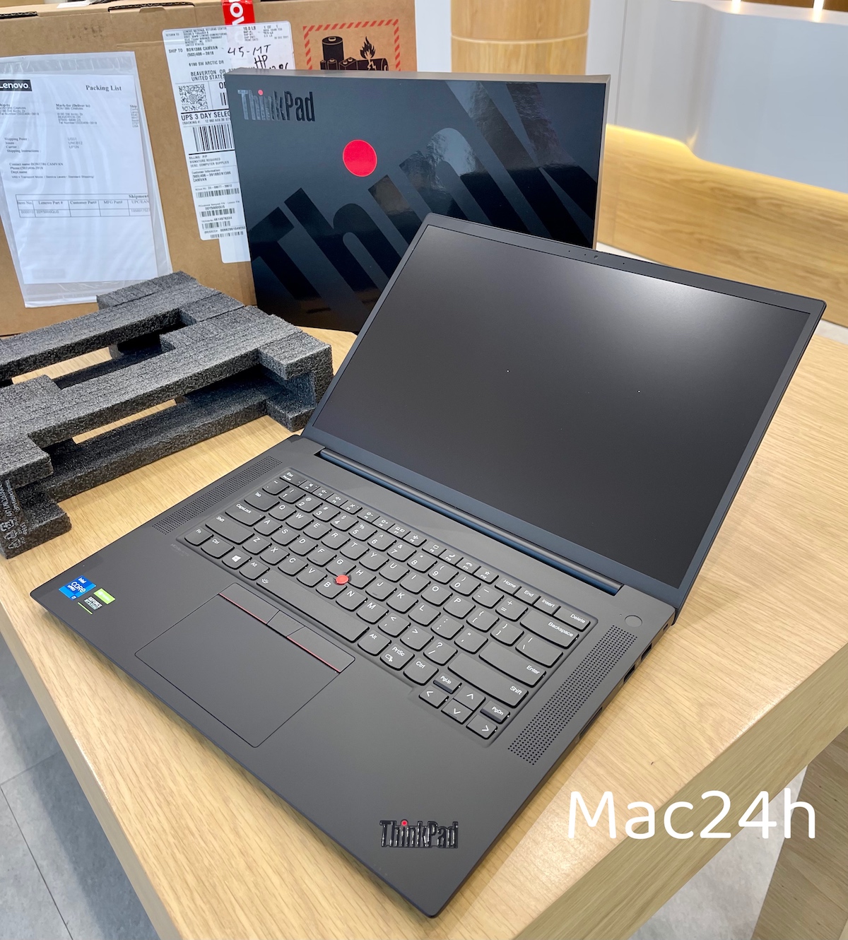 ThinkPad P1 Gen 4 - XEON W 11855M 64GB 1TB Nvidia Quadro RTX